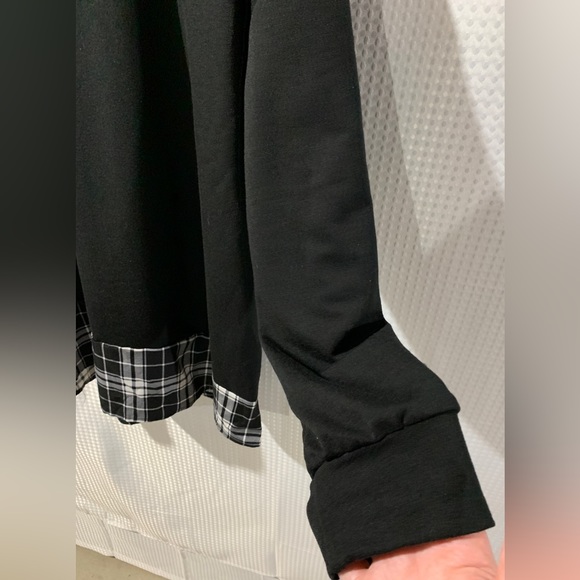 NWT 22/24 3X BloomChic Black & White Plaid Print Drop Shoulder 2-In-1 Sweatshirt - Picture 4 of 5